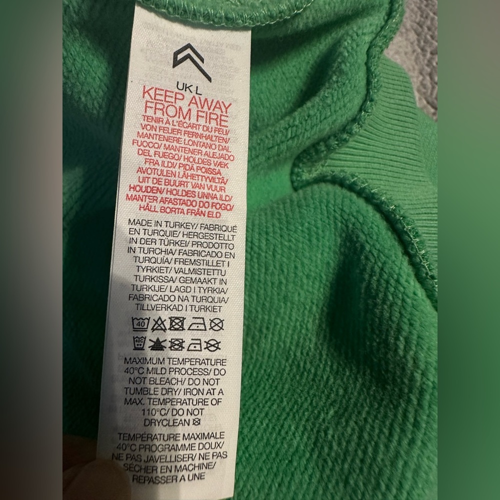 NWT: Oner Active ALL DAY EST 2020 CROP V-NECK SWEATSHIRT - Picture 8 of 11